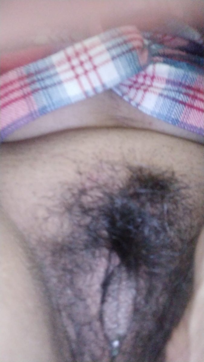 MaxB59660263's tweet photo. Cuando te extrañan y te mandan fotitos para que no la olvides https://t.co/MIpPWYWQO4