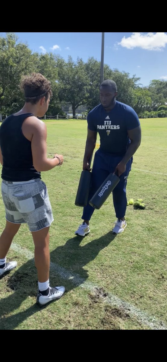 Pmoe™️ tweet media