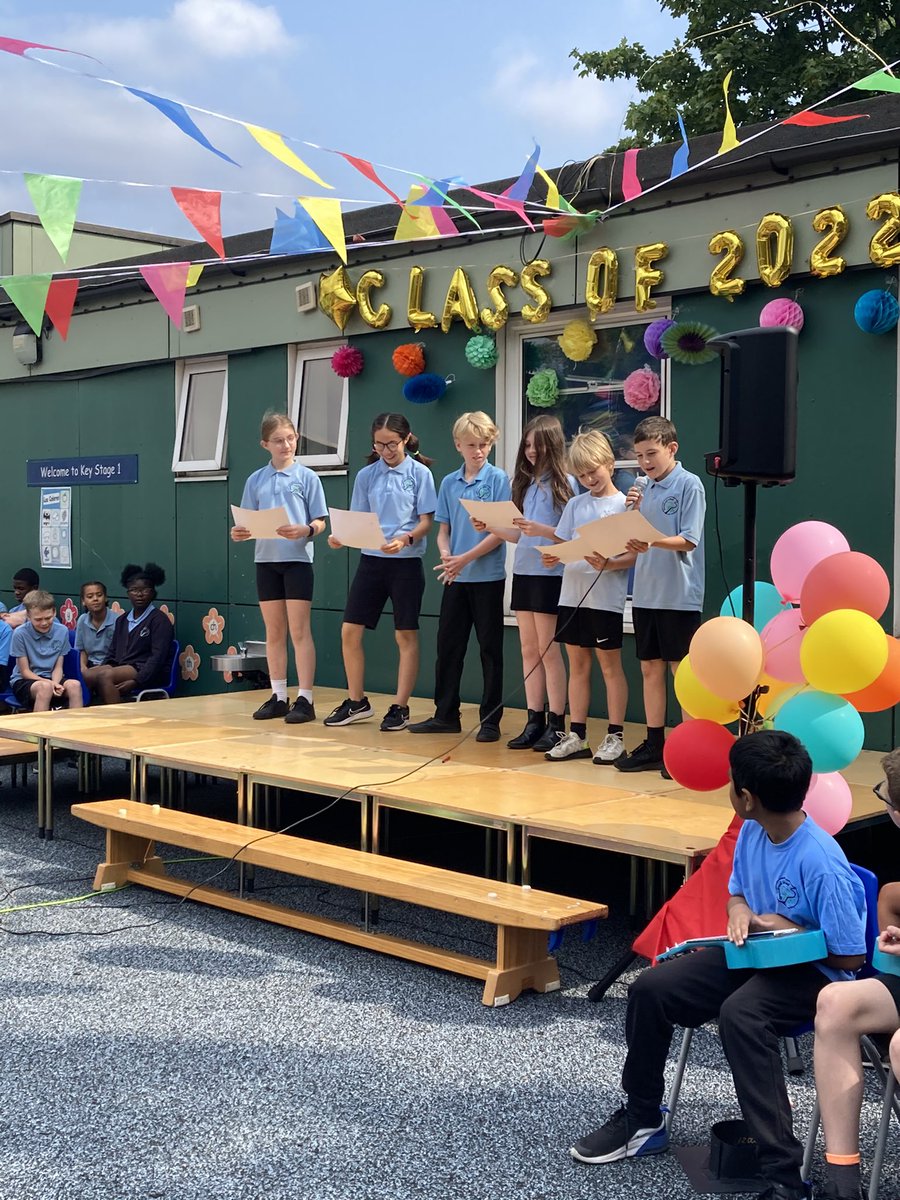Grazebrook_Pri's tweet image. A huge thank you to families for joining us as Year 6 showcased their many talents today 🌟 #NWFed
