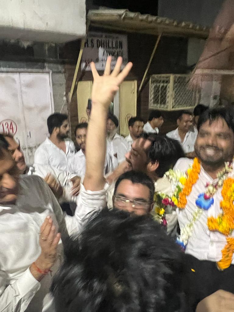 rksingh777's tweet photo. #NDBAelection #PatialaHouseCourt https://t.co/VJXX14SGNz