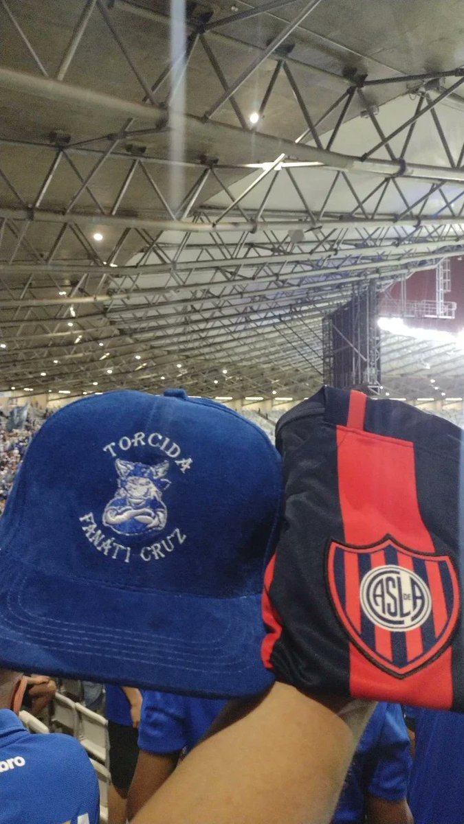 Samuca__00's tweet image. Feliz dia do amigo, hermanos de San Lorenzo. LA AMIZAD ETERNA 🔴🔵