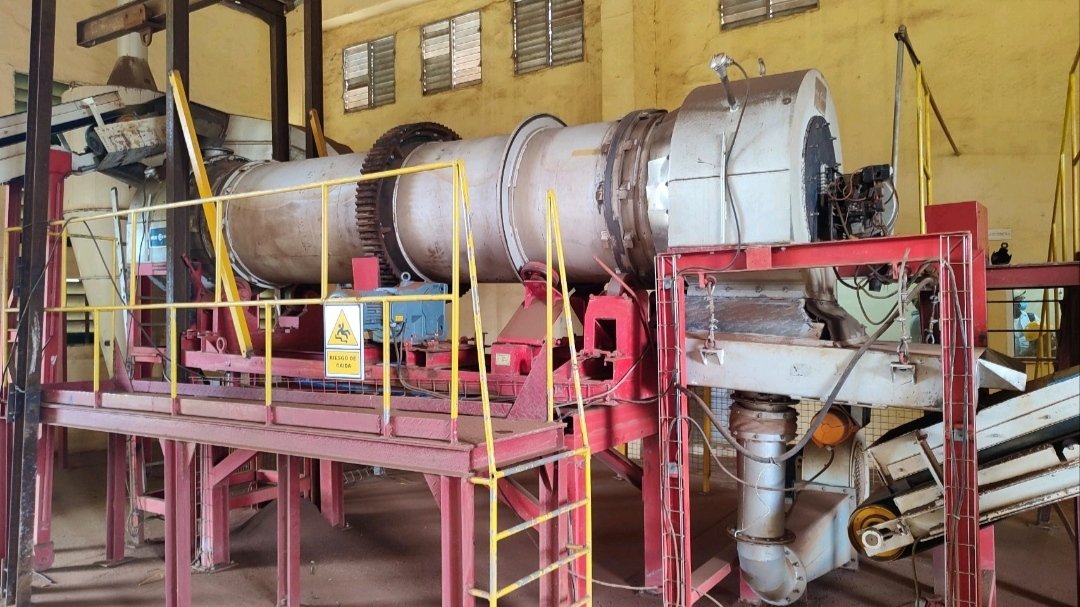 ecosolutions7's tweet photo. After few months without operation the @LC3Cement plant in #Cuba resumes #operation. In 32 hours of #calcination the plant has run very well!!
#ecosolutions #LC3 https://t.co/04woqDpOnc