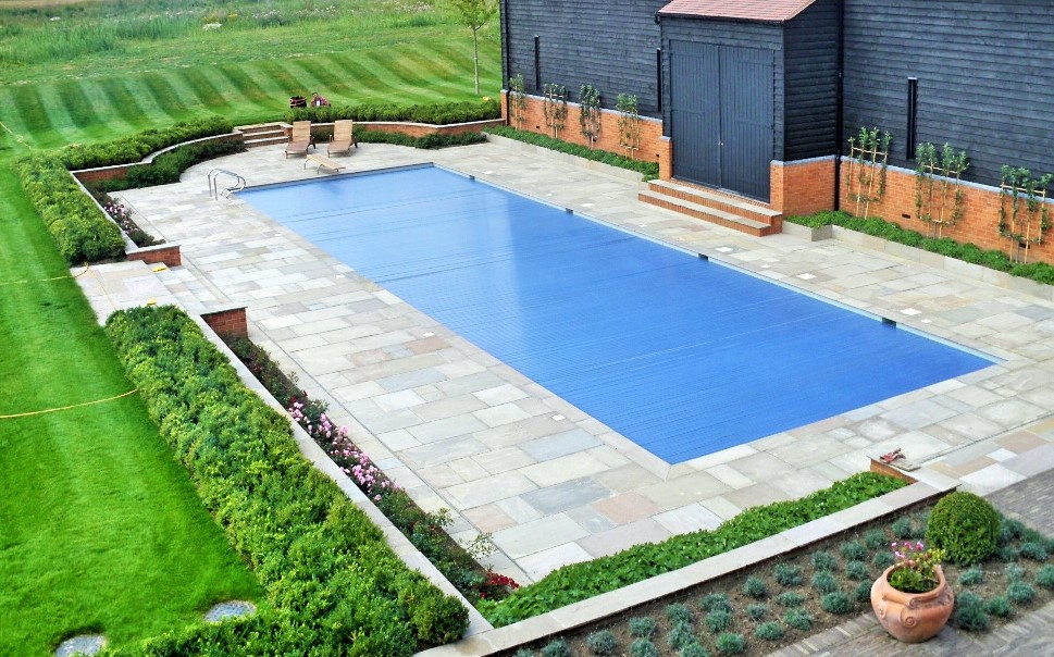 Surviving the hottest day (and night!) on record got us thinking about all those lovely #pools we have had on past #projects… 😅
#walkerpritchard #leisurebuildings #renovation #quanitysurveyors