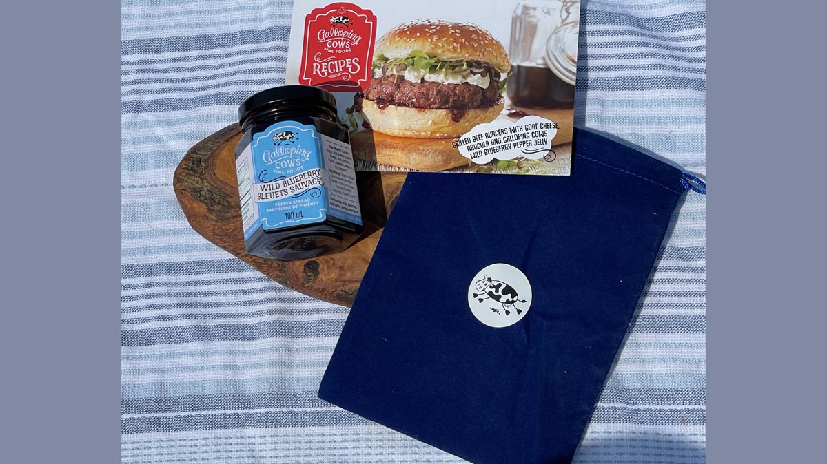 Don't be afraid to think outside the box with your wedding guest gift ideas. Fill yours with your favourite jar of Galloping Cows Pepper Spread, and a custom tag 
 
#weddingfavors #weddingfavorideas #weddingfavor #weddingfavorsforguests #weddingfavours #weddingfavourideas