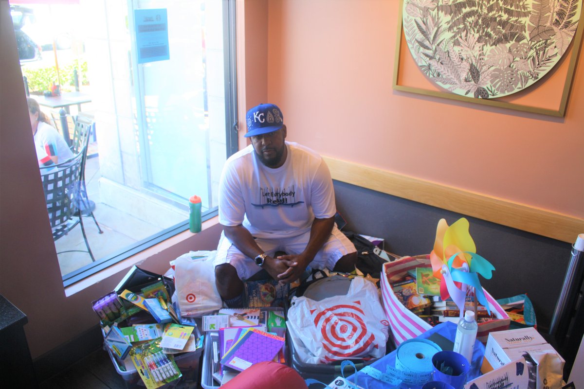 LTEveryBodyRead's tweet image. 