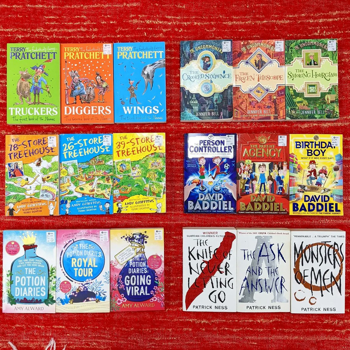 The #SummerHolidays are almost upon us! If you need to keep your little darlings entertained for six whole weeks (😳) know we've got all ages covered, with everything from perennial #kids favourites, to new and exciting series! 📚🌞⛱️ #books #summerreading #chorlton #foundinoxfam