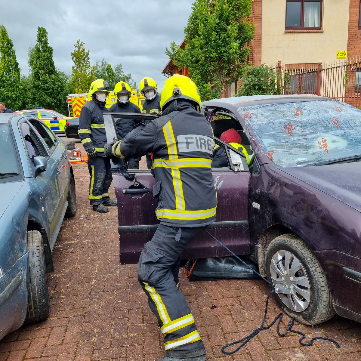 CorkTrauma's tweet photo. A great induction day for the APP service.

Today was a spectacular example of fantastic inter-agency collaboration to ensure staff and patient safety.

Thanks to all involved, and to @WestCorkRR and AP Stephen Galvin for putting it all together. https://t.co/J9gw8xxLda