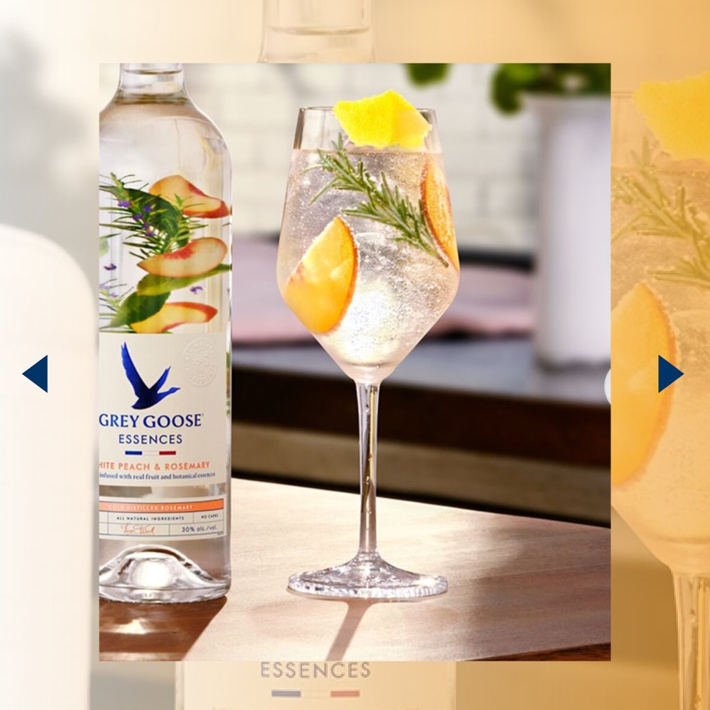 FMWineStore's tweet photo. #LoNuevo en Felipe Motta: El sabor ligero y refrescante del nuevo GREY GOOSE® Essences White Peach &amp; Rosemary. 🍑🤩🍹

#FelipeMotta #GreyGoose 
#GreyGooseEssences https://t.co/kwjS3VBpoU