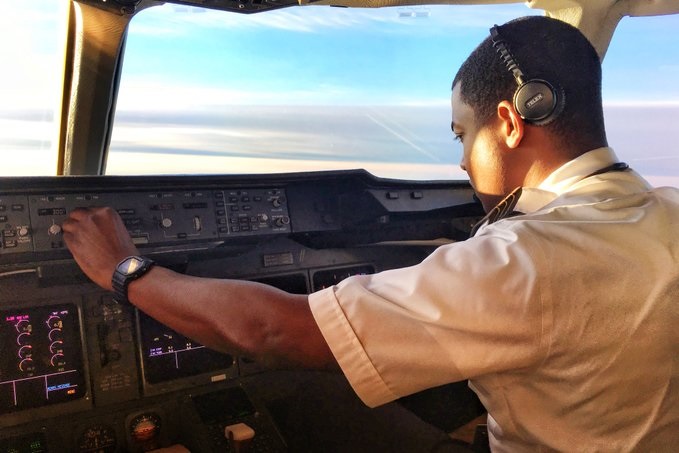 UPS is hiring first officers, check out the details! 

bit.ly/3B5ZvxA