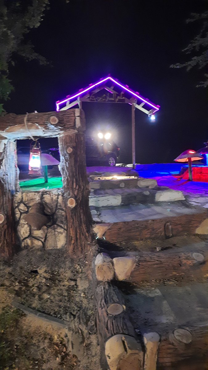 اللهـم الخيرة في أقدارك : 
والرضا .. ثم الرّضا بكُل شيء ..

مساء الخير✍🏻❤️