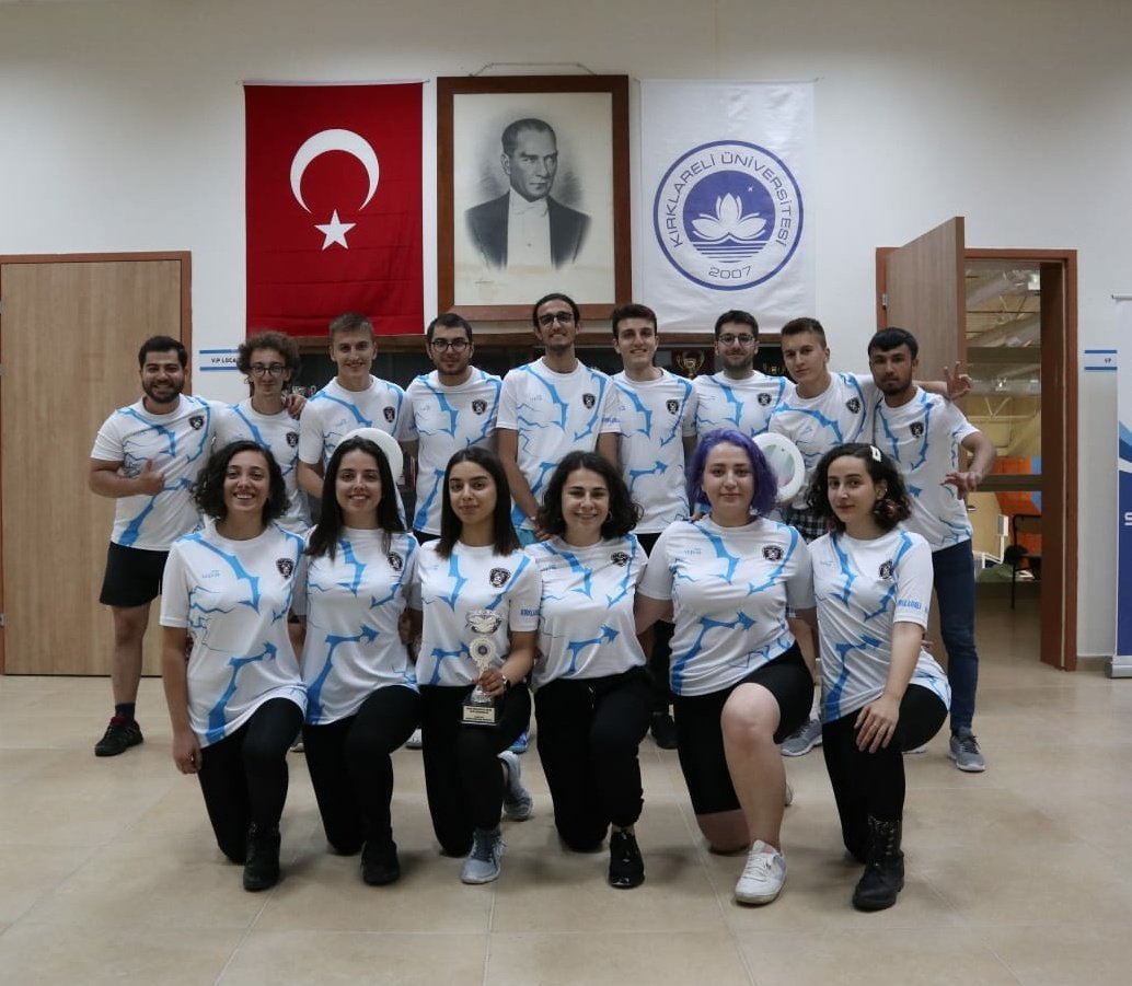 Bir zamanların formasız Tavşanları, şimdi ikinci formalarını bastırdı 🥳
instagram.com/p/CgAXemLMi5P/…