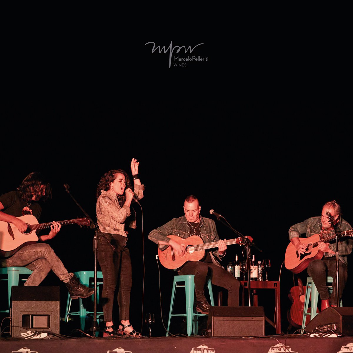 Así vivimos cada encuentro donde prima la amistad y la buena energía.
Compartimos hIstorias, pasiones y sueños a cada paso, siempre con el vino y la música presentes. 
Brindemos por y con quienes caminamos juntos en la vida. ¡Feliz día del amigo! 🍷
#MPWines #DiaDelAmigo #amistad