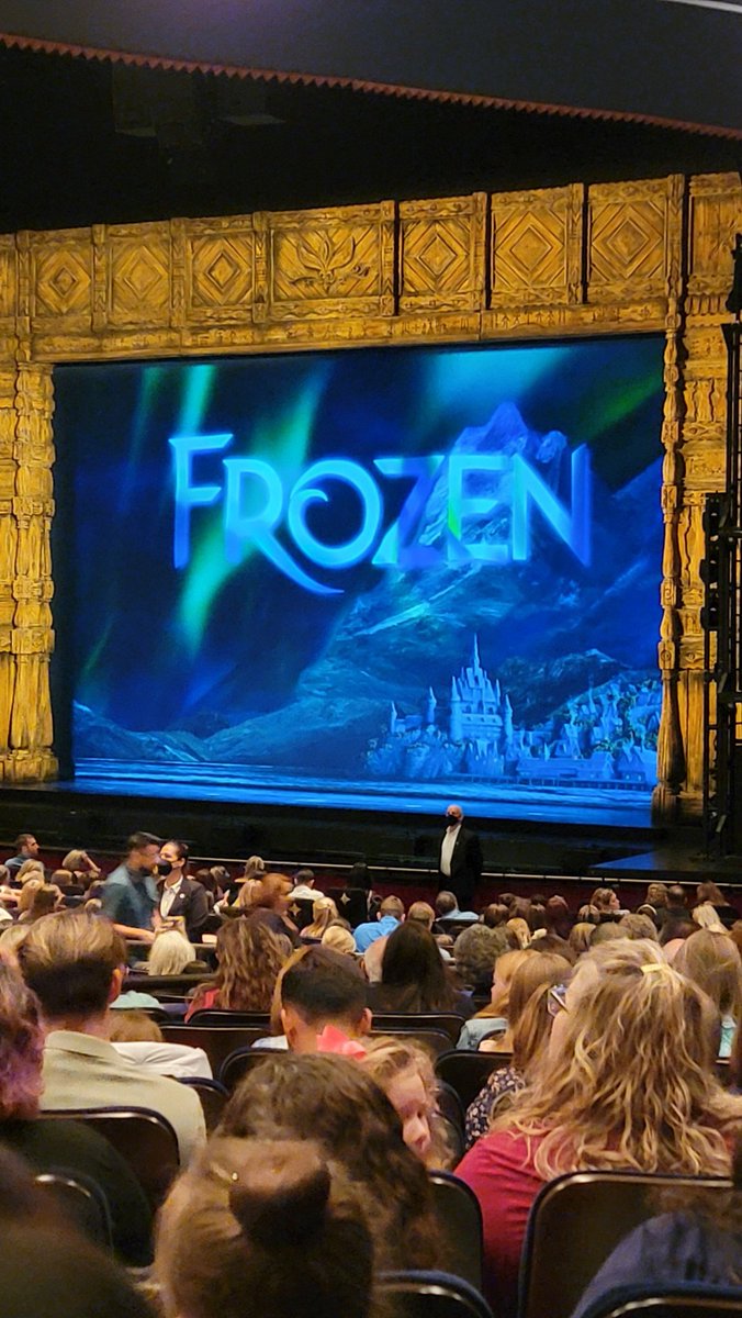 Lisa Trewin tweet media