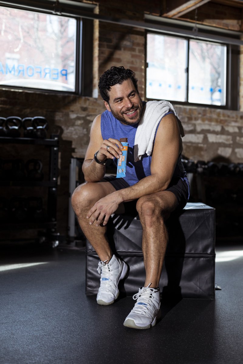 Performance_VP's tweet image. #WorkoutWednesday isn't complete without a Vital Performance™ Protein Bar. What's your go-to flavor?!

🥜 Salty Chocolate Peanut
🥥 Vanilla Coconut
🍫Chocolate Almond

#protein #proteinbar #wellnessisvital #vitalperformance