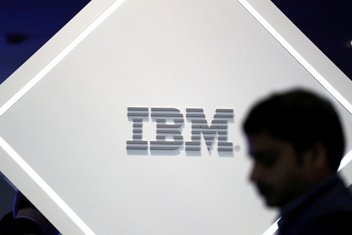 bretbrase's tweet photo. @IBM reported strong Q2 revenue performance driven by demand for hybrid #cloud and #AI offerings. Our Managing Director Parag Sheth discusses IBM’s #earnings and his prediction for how #cyber will play a role in future growth in @IBTimes 
https://t.co/HsDR56e5Nx https://t.co/wsiHRQ7NiB
