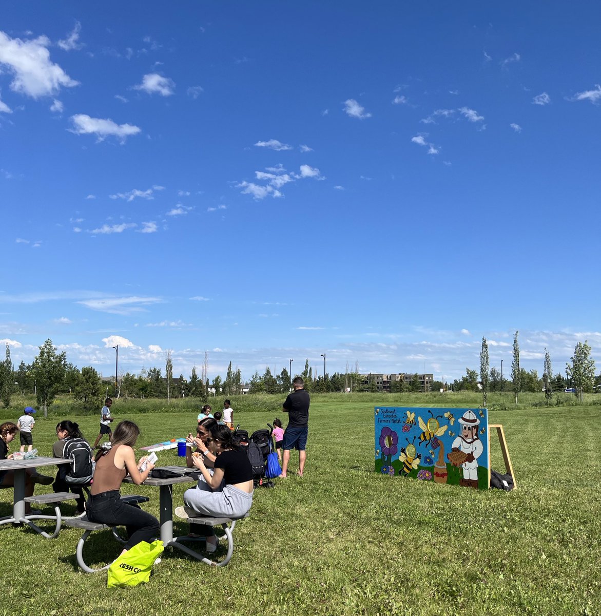 SWEdm Farmers Market tweet media