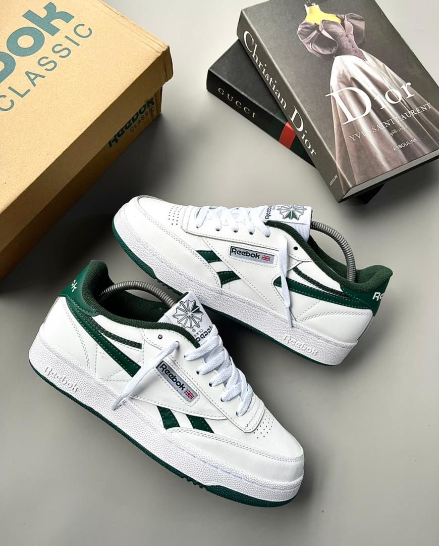 Reebok Classic Club C Revenge 🧪*

*Price : N30,000

Size 40-45

‼️ Amsterdam iPhone NNPC #PeterObiAt61 ‼️