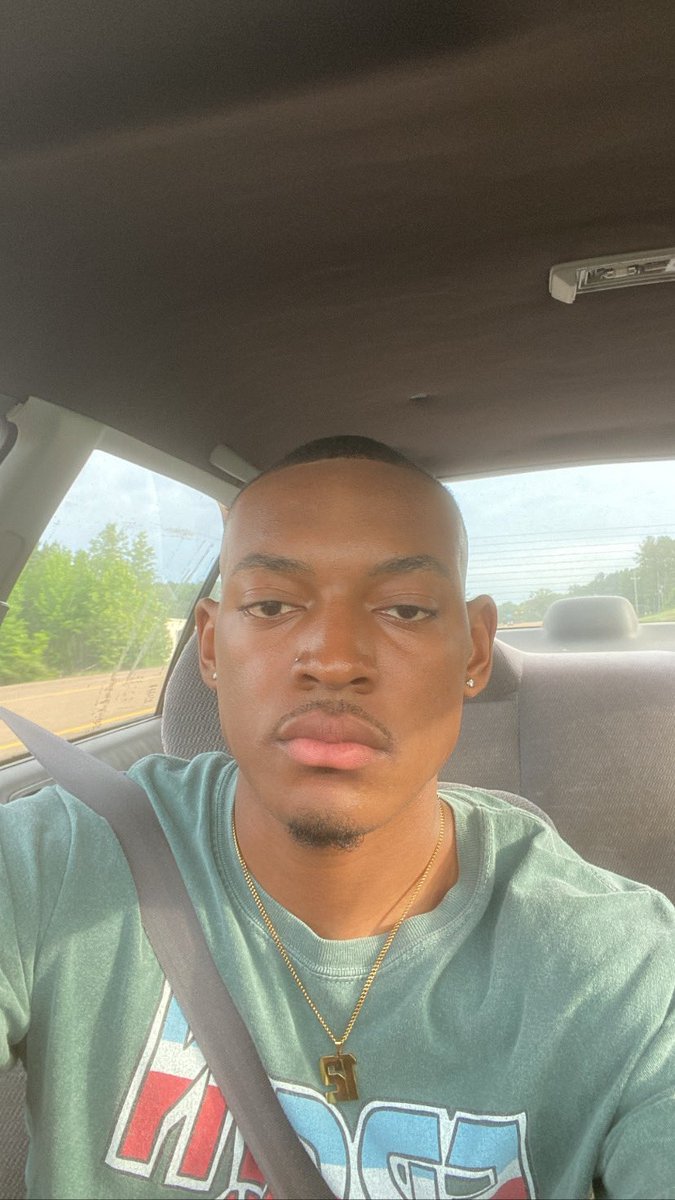 #WhosWhoOfJSU

Wats good y’all 🕶
-I’m Japhiah (Jah) 
-Business Admin Major 💼
- Junior 🪖
- Alpha Man 🤙🏾🦍
- I’m from Pearl , MS 🌃
- I think that’s bout it frfr fwm on IG <a href="/af1/">agustin davila</a>.Jah 💯