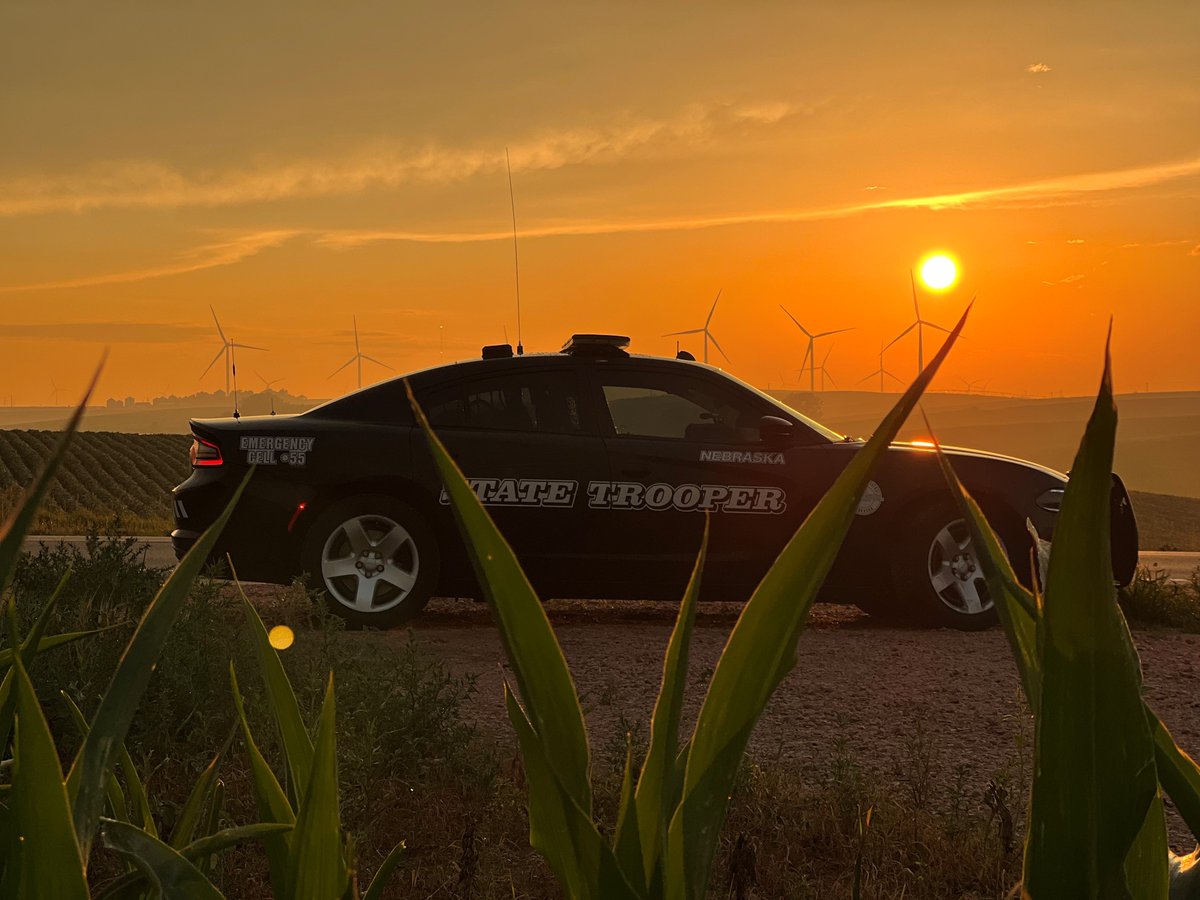 NEStatePatrol's tweet image. Let's do one more round of voting today as we get closer to choosing our entry for the national #CruiserCalendar! 

1-Balloons (244)
2-Sunset (421)
3-Platte River (516)
4-Bright Sky (176)

Vote in the comments!