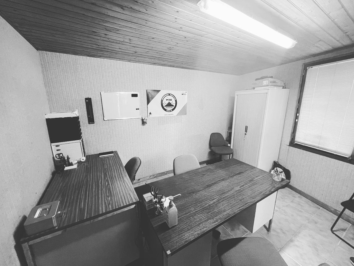udps50's tweet photo. #UDPS50 | Le local est en cours d’aménagement…📃
Nous serons bientôt prêts à vous recevoir…🚨🚑
Recrutement toute l’année (https://t.co/cQDghUJVSf)
-
#teamanps #udps50 #secourisme #stovin https://t.co/EiT8SyFVab