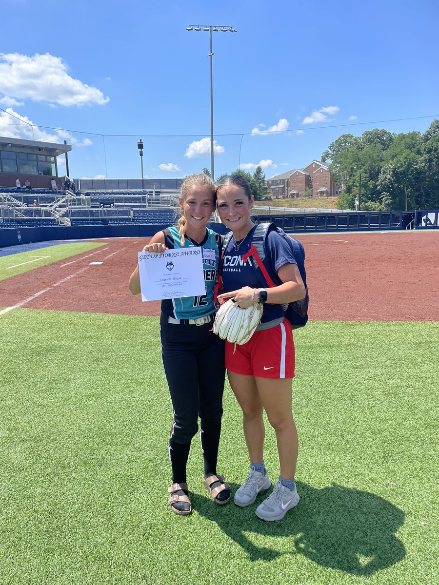 Elizabeth Mitchell tweet media