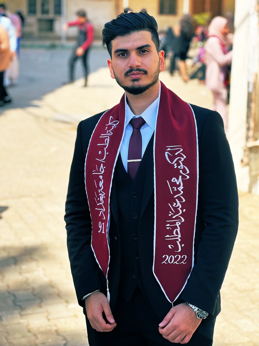 الدنيا شكد صغيرة لا جذب كلش صعبة وطويلة وحنخبصكم 😂 الحمدلله اخيرا الدكتور محمد عبدالمطلب بكلوريوس طب وجراحة عامة M.B.CH.B