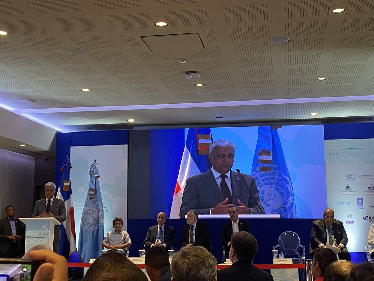 Muchas gracias al Gobierno de la República Dominicana 🇩🇴 <a href="/PresidenciaRD/">Presidencia de la República Dominicana</a> por acoger la Semana del Clima de América Latina y el Caribe 2022. Agradezco a S.E. el Presidente @LuisAbinader su presencia y apoyo a la <a href="/CMNUCC/">ONU Cambio Climático</a>. #ClimateWeekLAC