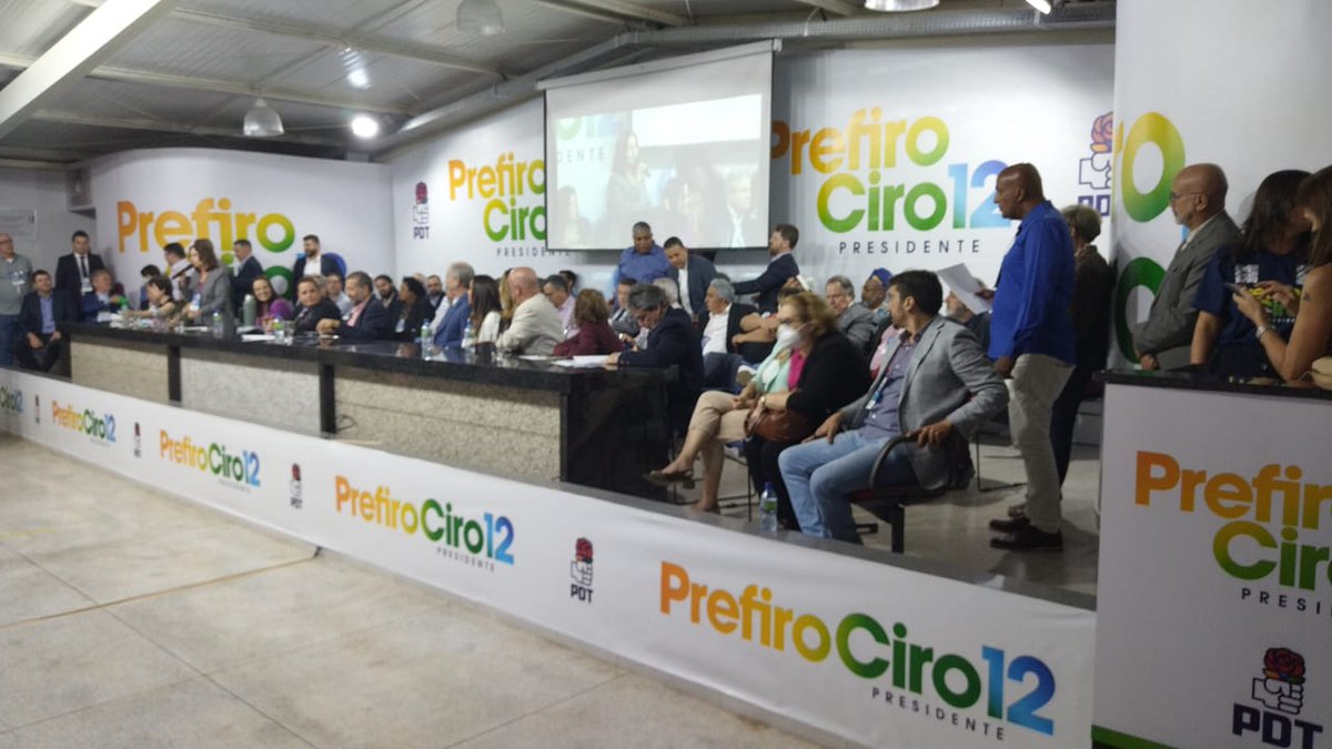 AldoQueirozz's tweet photo. Inicio da #ConvençãoPDT e a Turma Boa da Bahia está presente pra apoiar nosso querido @cirogomes, futuro lider dessa nação!
#CiroPresidente https://t.co/n8CXrdtHjl