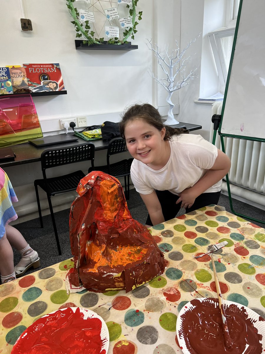 LlangynwydS's tweet photo. A great Blue Class Landing Day for Year 3&amp;4 to end our Disaster Zone topic - Making 3D Volcano models! 🌋 https://t.co/PewD6cfrcn