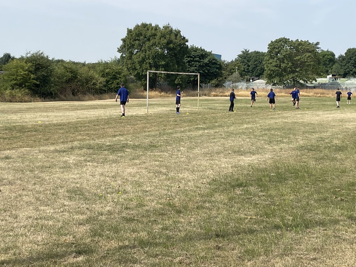 DeLacyAcademy's tweet photo. Another fantastic sports day. Our students were outstanding. Even finished off each year group with a good old fashioned Tug of War! @delacy_pe1 #TeamPE #sportsday https://t.co/VlNVLxNOhd