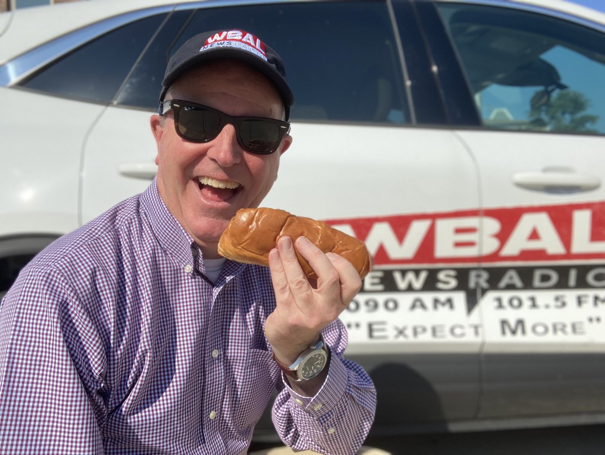 ScottWykoffWBAL's tweet photo. You know I’m living the dream on this #NationalHotDogDay enjoying a delicious @AttmansDeli Working Dog along #Baltimore’s famous #CornedBeefRow on #LombardStreet in @wbalradio NewsRadio News Car #2 !!!!!! @wbaltv11 @98Rock @JSS98Rock #AttmansDeli https://t.co/C3B1iP8tfr