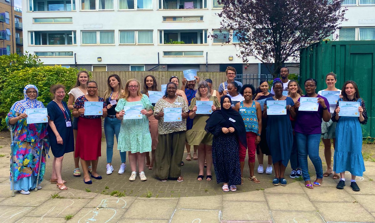 SarahTahsildar's tweet image. Another fab ASIST completed! We have another 21 life assisting caregivers in North East London! #SuicidePreventionFamily #StrongerTogether @THCEPN @neltraininghub @LivingWorksAus @Living_Works