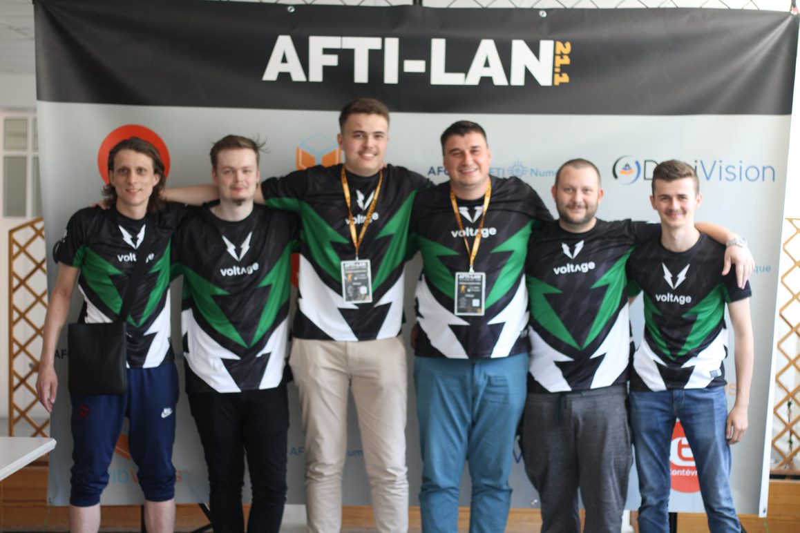 Esport_Voltage's tweet photo. Memories✨ https://t.co/GVbrQrHb4y