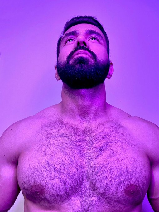 happy hump day 💜 https://t.co/O3sss7EO88<a href="/tag/nuevafotodeperfil"class="tags"><span>#nuevafotodeperfil</span></a>