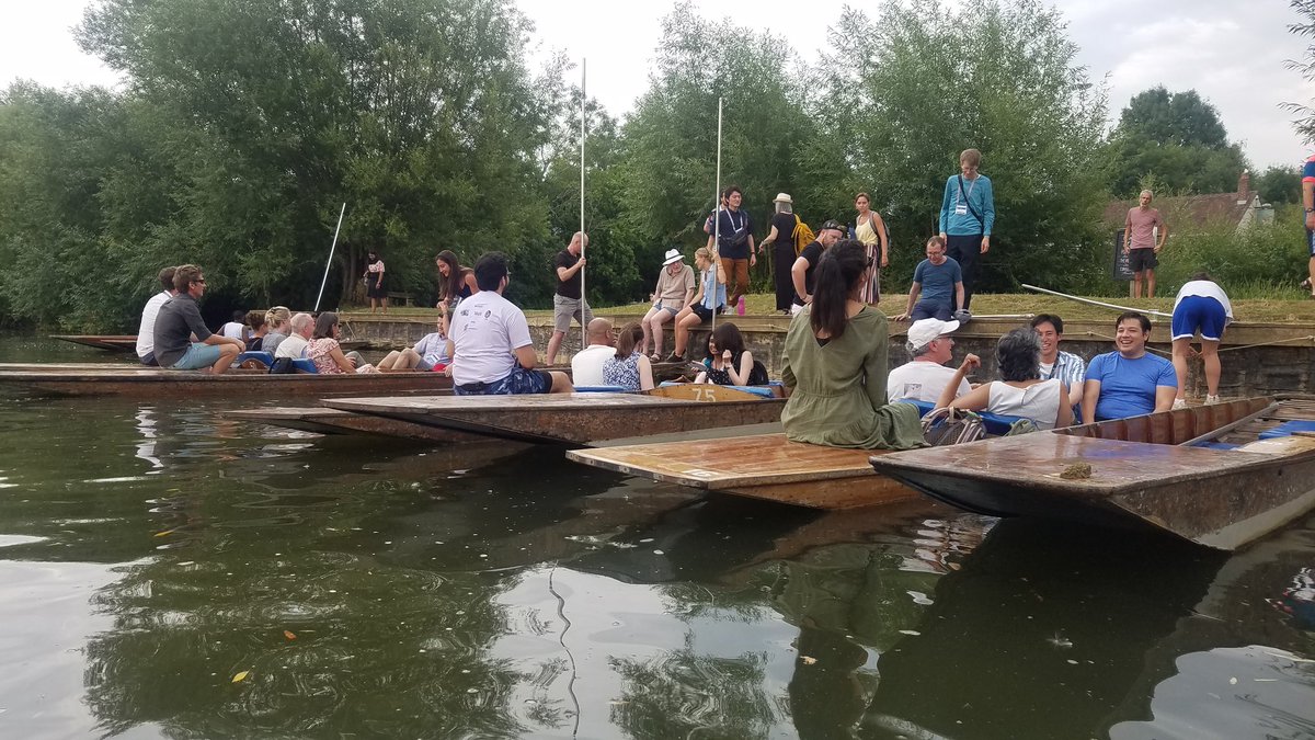MelanieGolob's tweet photo. Thanks to @CebmOxford for a wonderful conference @EBM_Live, and for my first punting experience!! #EBMlive https://t.co/A8Ov9kt54a
