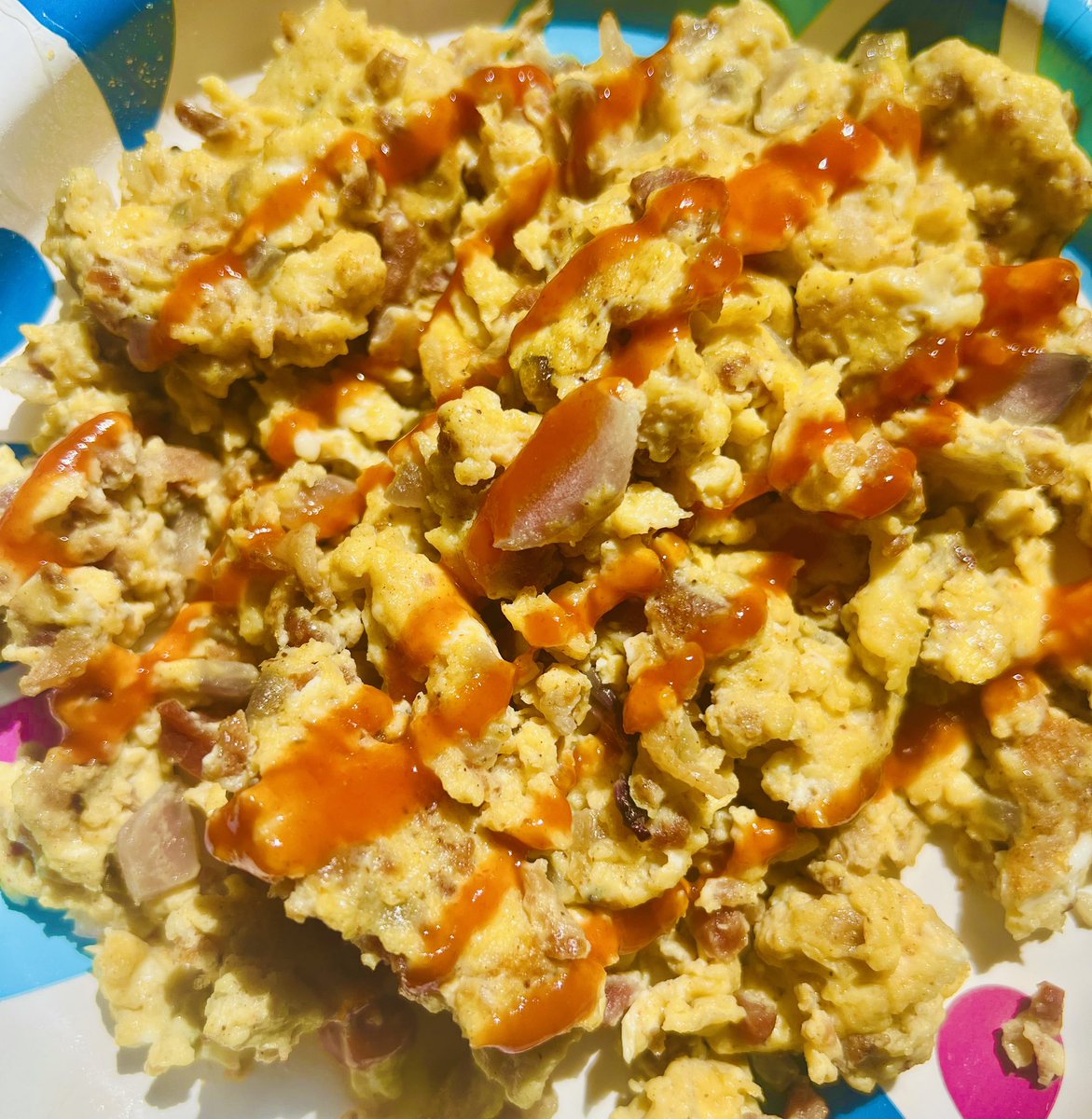 Simple scrambled eggs and #sriracha for breakfast today 

#ketorecipe #ketolove #ketolunch #ketomeal #ketomealprep #ketofamily #ketoeats #ketogeniclife #ketodess #ketoadapted #ketoforbeginners #lowcarbrecipes #lowcarbfood #lowcarbliving