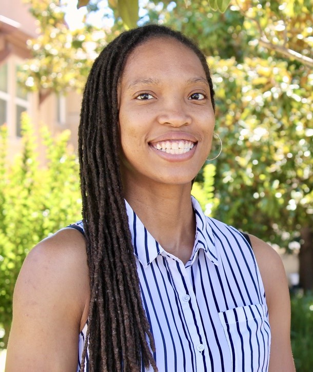 We have some exciting news to share! 

We are delighted to announce City Year Sacramento’s new Executive Director Macey Amissah-McKinney! Macey has been with City Year Sacramento since the very beginning, starting as a founding AmeriCorps member in 2012.