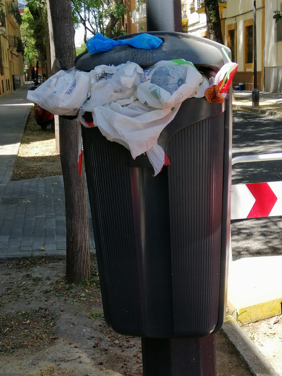 AtalantaGS's tweet photo. @Kukulkanainhar1 @CivilPlataforma @LipasamSevilla @Ayto_Sevilla Calle Valparaíso, igual https://t.co/ml2acYY1Wt