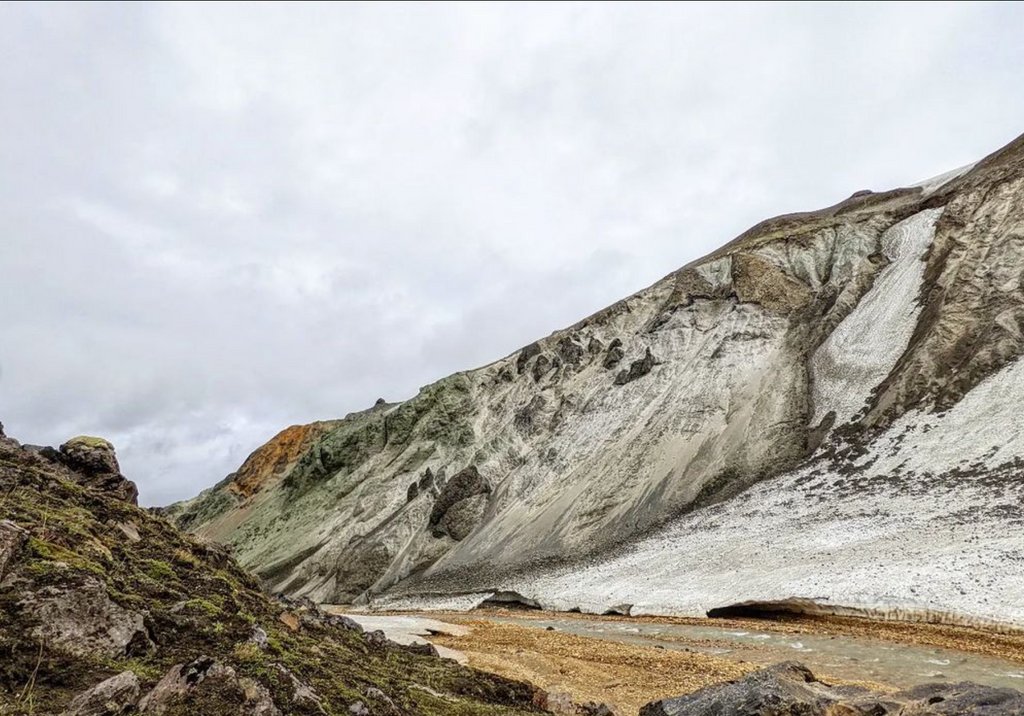 hiiker__'s tweet photo. Trail Repost @woodwanders #laugavegurtrail
#laugavegur #iceland #headnorth #hiiker #backpackersworld #icelandtravel #backpackingaddicts #hiking #hikingadventures #girlswhohike #hikelikeagirl #womenwhohike #exploremore #kraigadams #viewranger #alltrailsfails #hikinglife #hikemore https://t.co/HmT5aUckRS