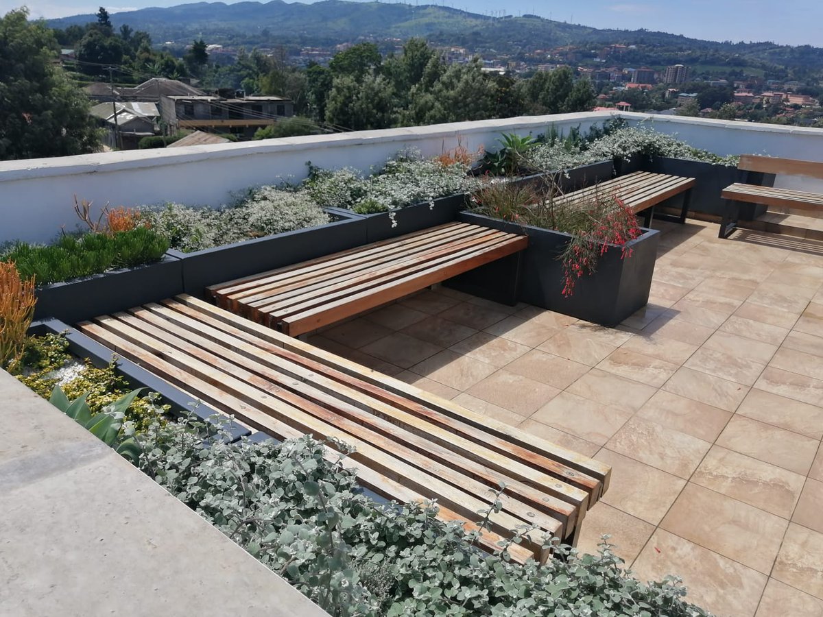 Elarchdesigns's tweet photo. Roof gardens with different plants palette. https://t.co/vI5VVKUX5Q