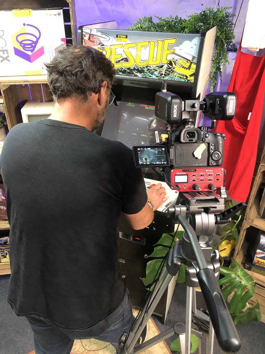 VisitTheCave's tweet image. A fantastic day of filming today with @NintendoArcade - This is a really special Show &amp;amp; Tell episode in the works and some arcade content for the channel 🕹