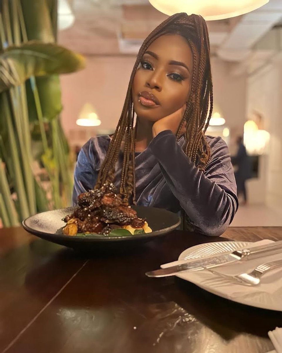mathildaduku's tweet photo. I know looks don’t matter but I have it just incase🥰 https://t.co/VKnm0dMG89