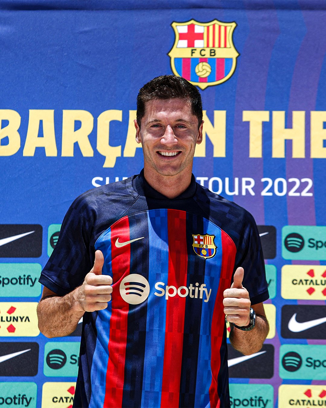 Barca regret to signing Lewandowski?