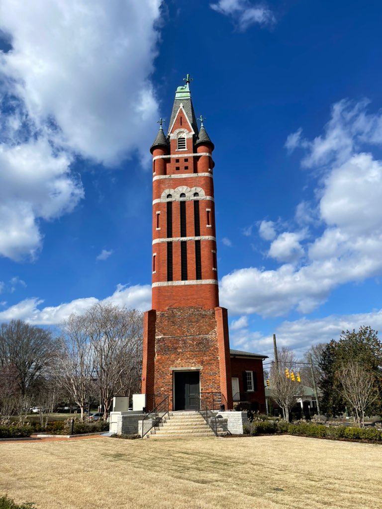 MitchellsMayors's tweet photo. #Salisbury, NC has the @NCLeague President: Mayor Karen Alexander! Such an amazing woman, she has started renovations on the old Empire Hotel as well as breaking barriers between citizens, city wide. The town is home to @DrinkCheerwine and Elizabeth Dole! #mitchellsmayors #nc https://t.co/esvY5JwIJm