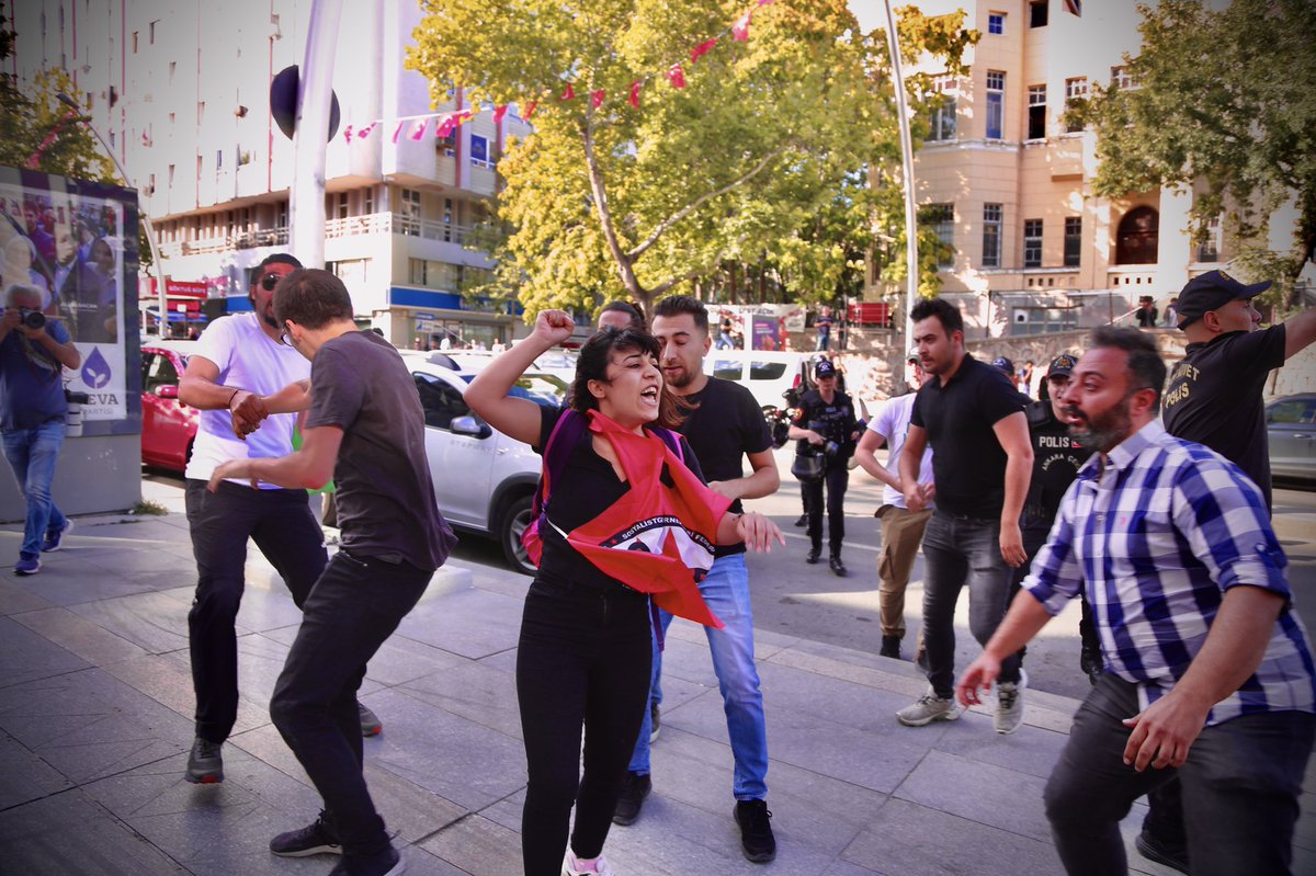 Ankara |

Kent meydanlarından, sokaklardan haykırıyoruz. Biz kazanacağız!

#SuruçİçinSokakta