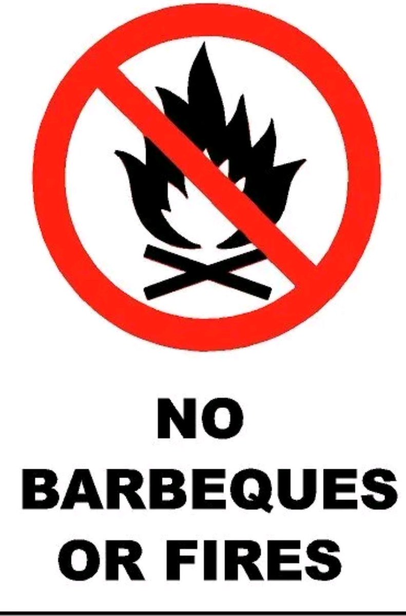 BeckenhamPark's tweet photo. Temporary suspension of the BBQ area in the park due to the current weather conditions and grass fire risk. 

BBQs and fires aren't allowed in any other areas of the park or in any green spaces in Lewisham.

Thank you for helping keep people and wildlife safe. https://t.co/DwHRmUtUJd