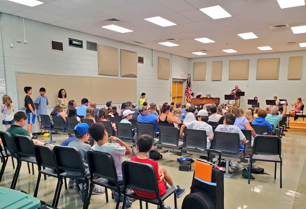 CWC_SEP's tweet image. Standing room only for our Summer Enrichment recital! @CWCSchools