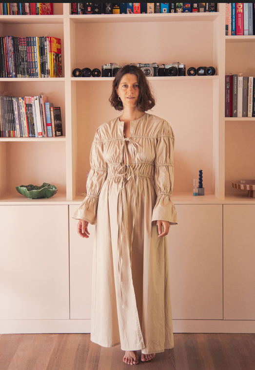 laayostudios's tweet photo. Penny GoldStone in our Ama Maxi Dress 

Penny shares her tips on how to create a more sustainable home in her latest article on Wolf and Badger 

Shop the Ama Dress on https://t.co/9NAEbj0Wpl

#Laayo #laayostudios #luxuryfashion https://t.co/HmKSteFLLY