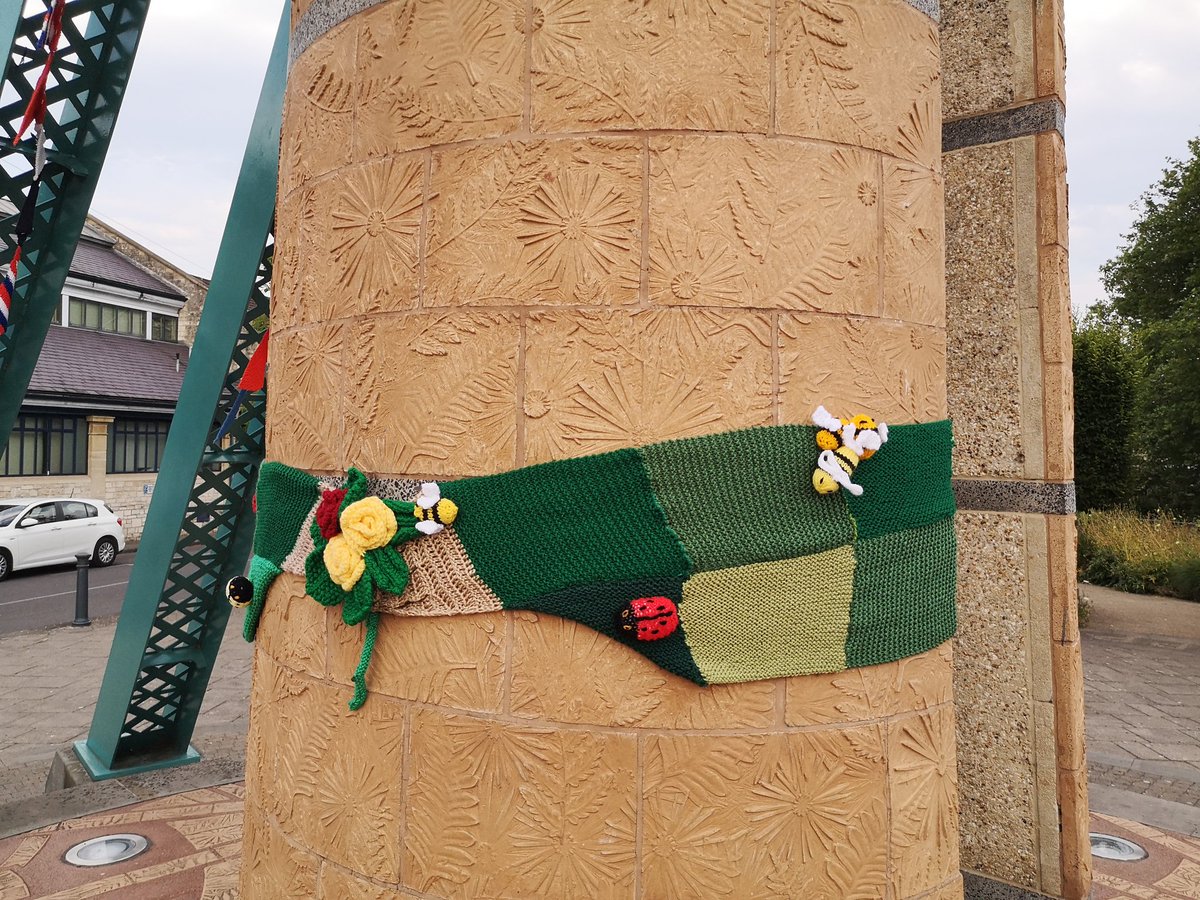 Radstock Knitters tweet media