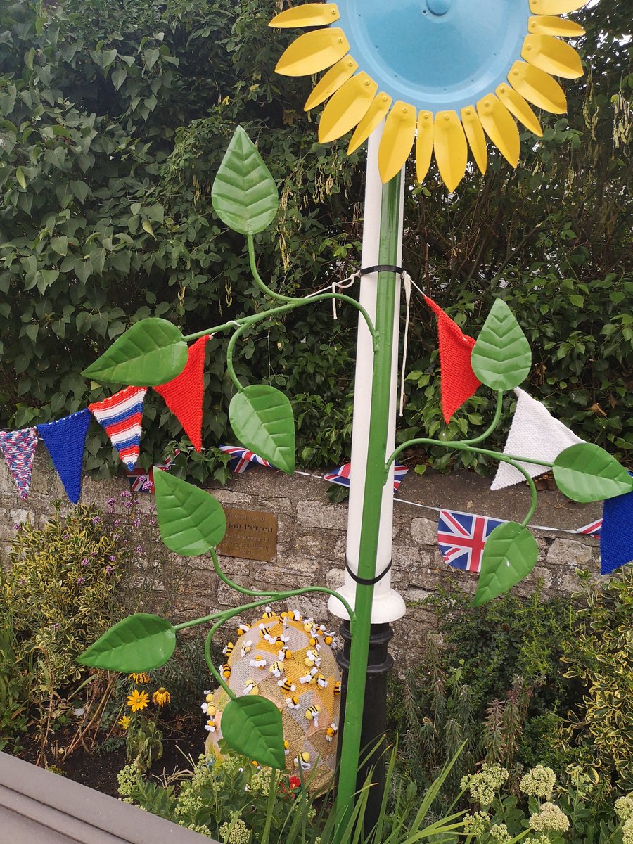 Radstock Knitters tweet media